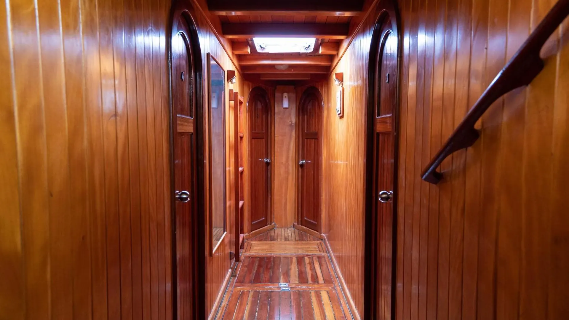 Sicily Sea Charter Caicco Hande Capo Galera Palerme